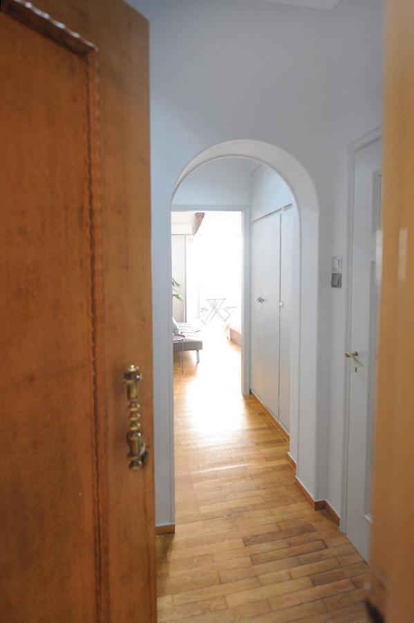 Kolonaki, Karneadou Apartment เอเธนส์ ภายนอก รูปภาพ